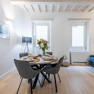 Algila Lifestyle Tornabuoni Italie